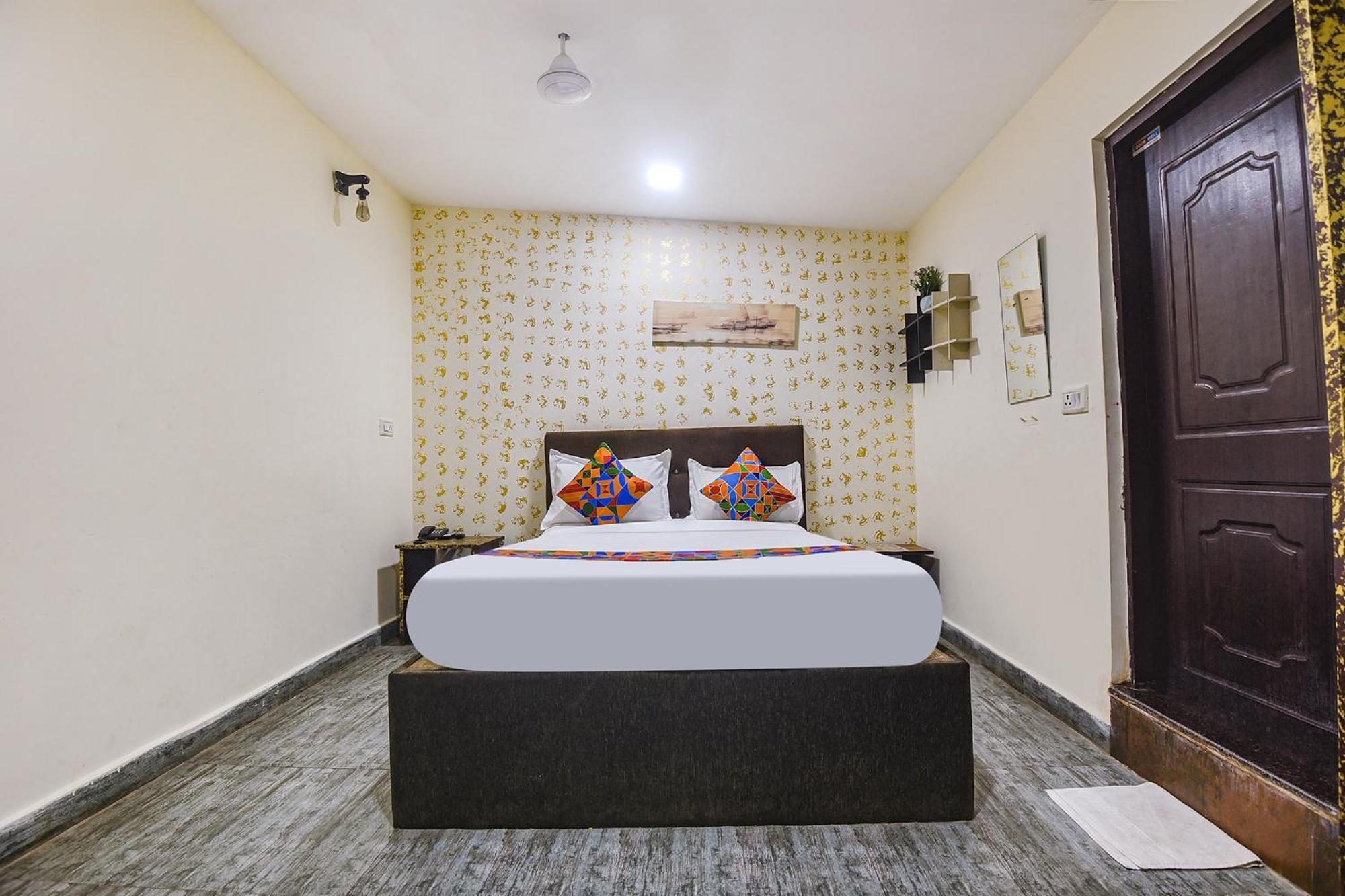 Fabhotel Rj 18 Beach Resort - Nr Baga Beach Екстериор снимка