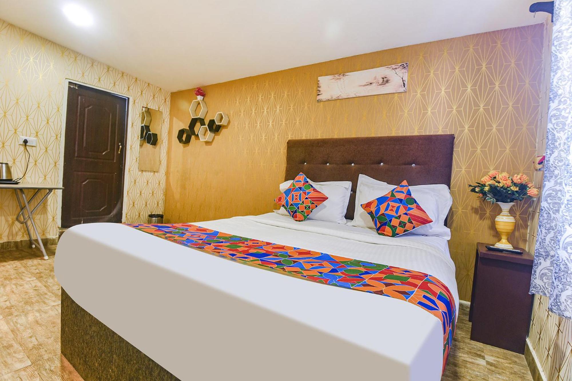 Fabhotel Rj 18 Beach Resort - Nr Baga Beach Екстериор снимка