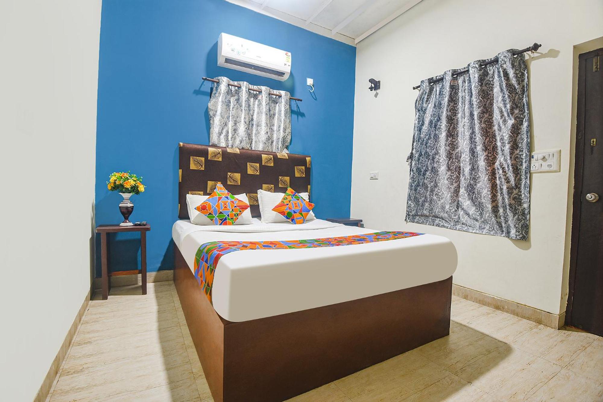 Fabhotel Rj 18 Beach Resort - Nr Baga Beach Екстериор снимка