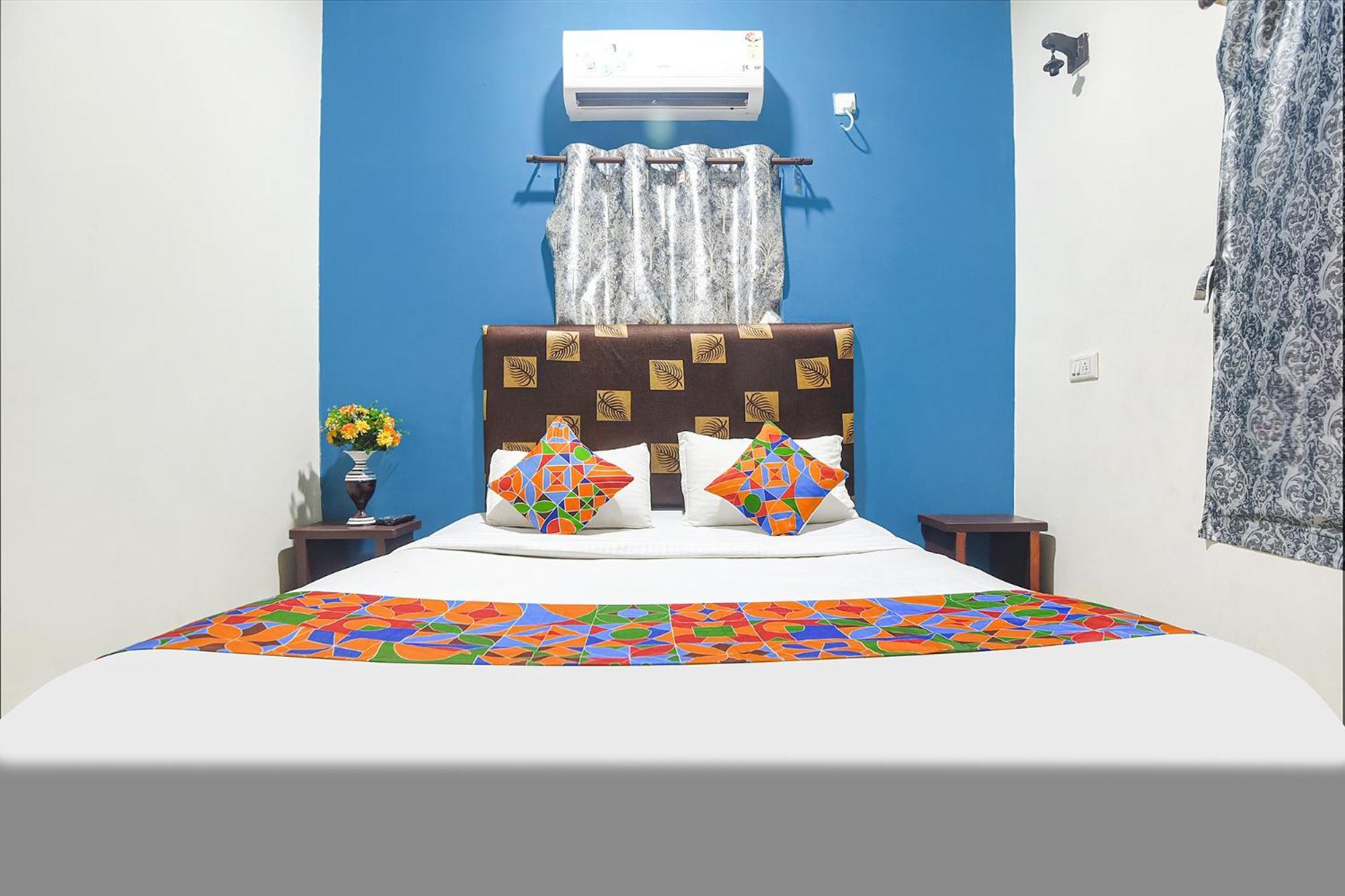 Fabhotel Rj 18 Beach Resort - Nr Baga Beach Екстериор снимка